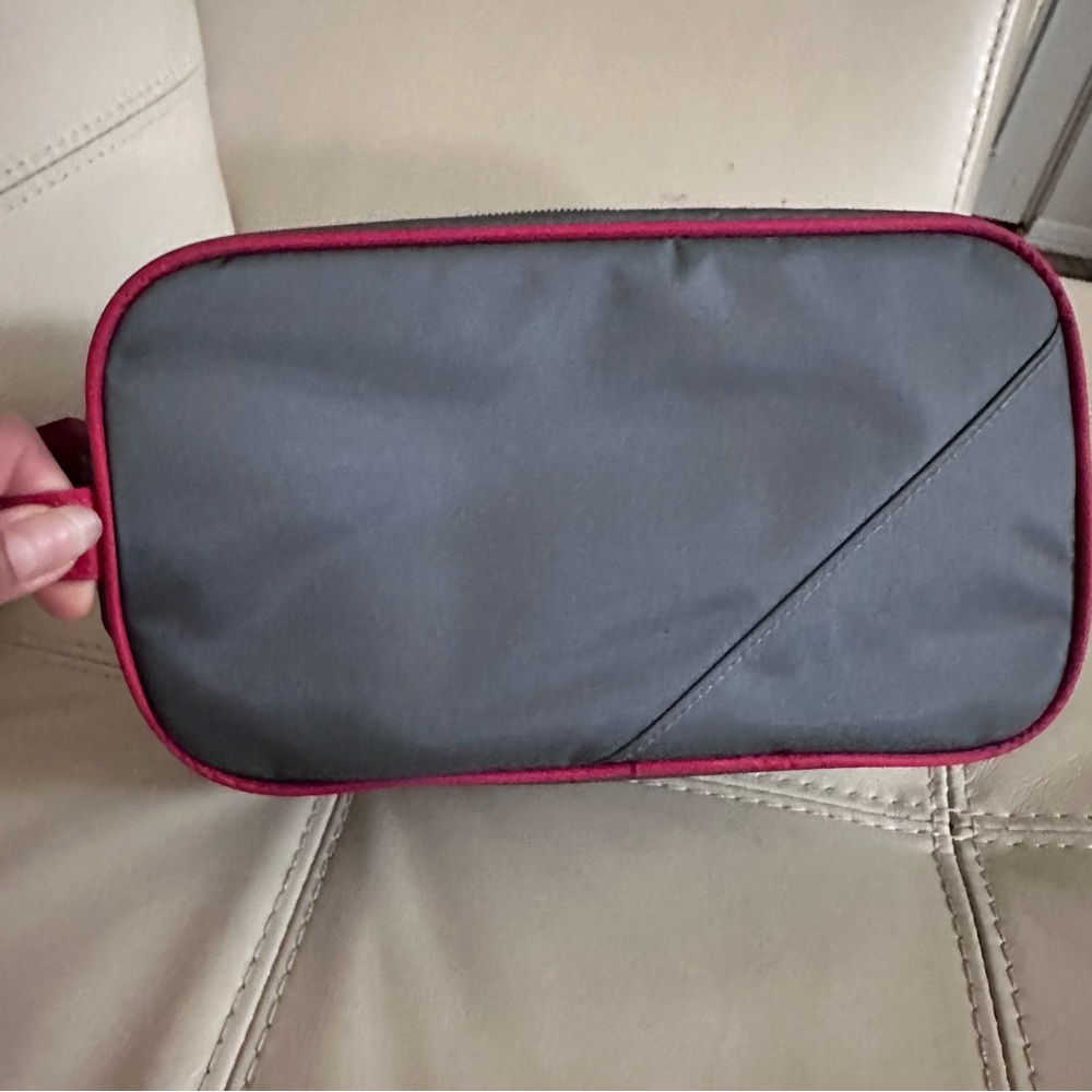🆕 BATH & BODY WORKS Everyday Gray Travel Toiletry Bag- NWT